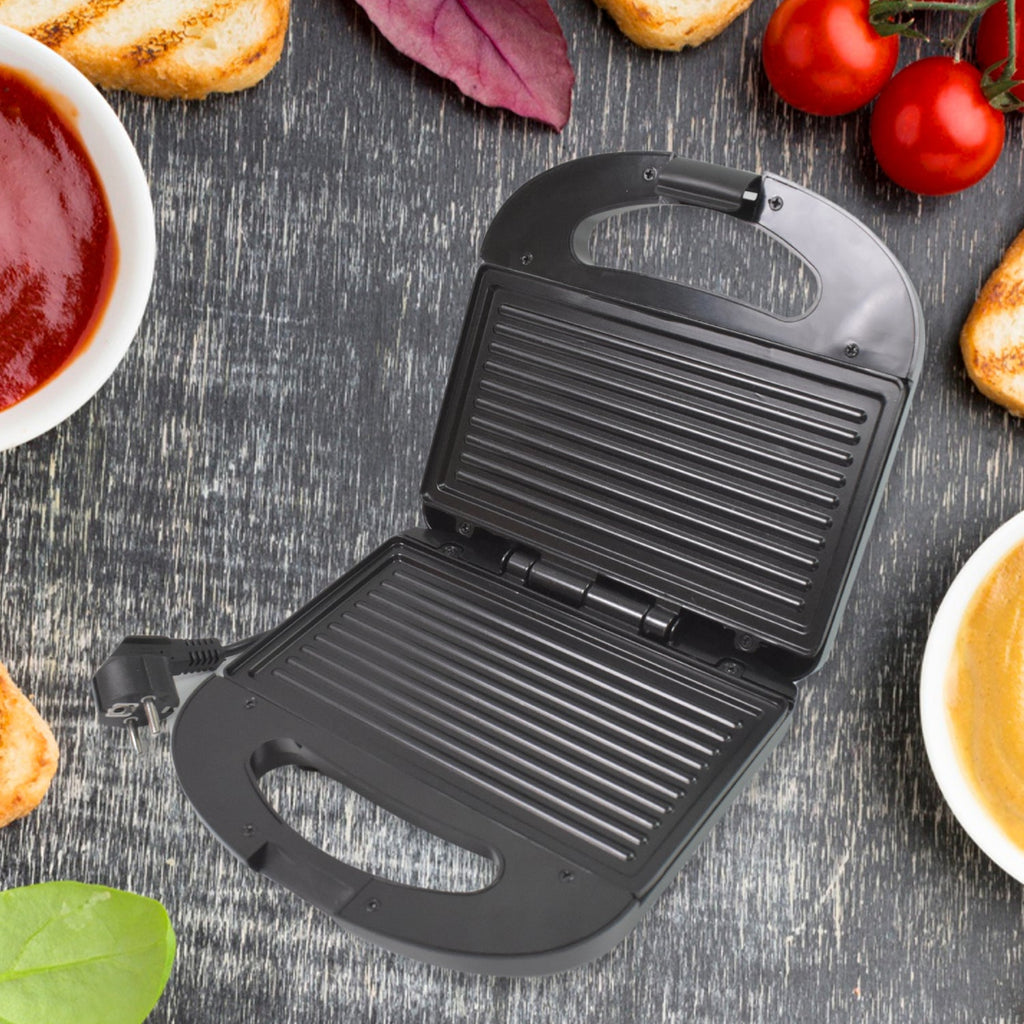 Sandwich Maker â€“ Non-Stick Plates & Indicator Lights for Easy Home Cooking