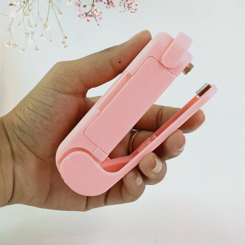 Mini Plastic Bag Sealer â€“ Portable Heat Sealing Machine (Battery Operated / 1 Pc)