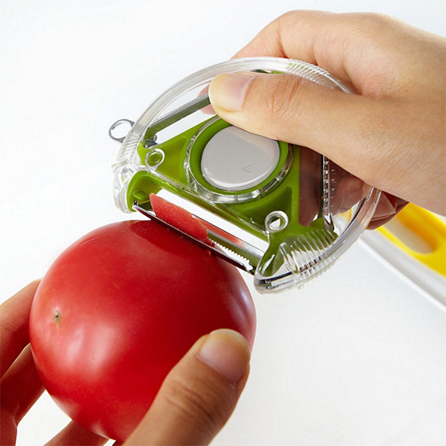 Detailed view of round peelerâ€™s cutting mechanism.