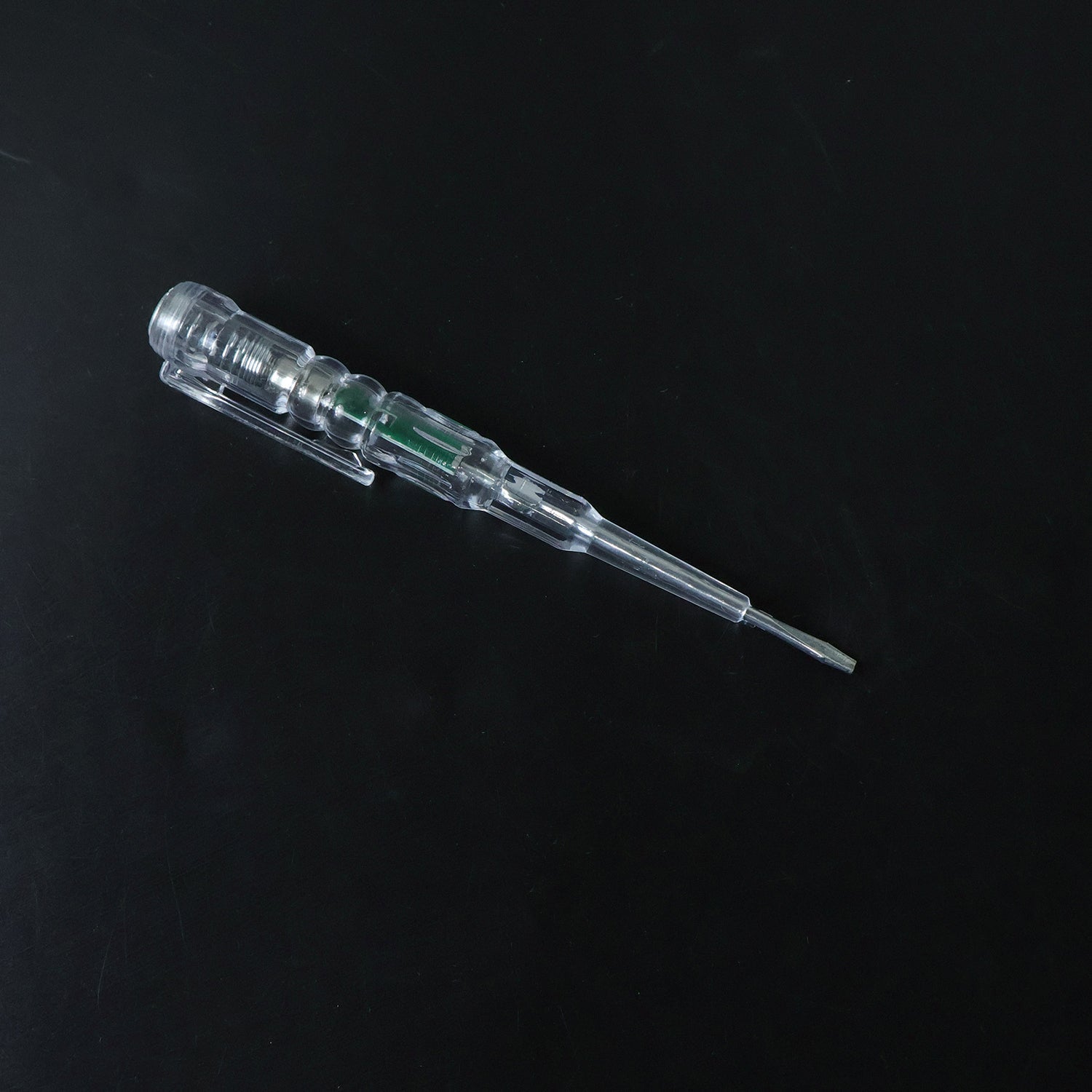 Electrical Detector Slotted Screwdriver With Small Batteries (1 Pc)