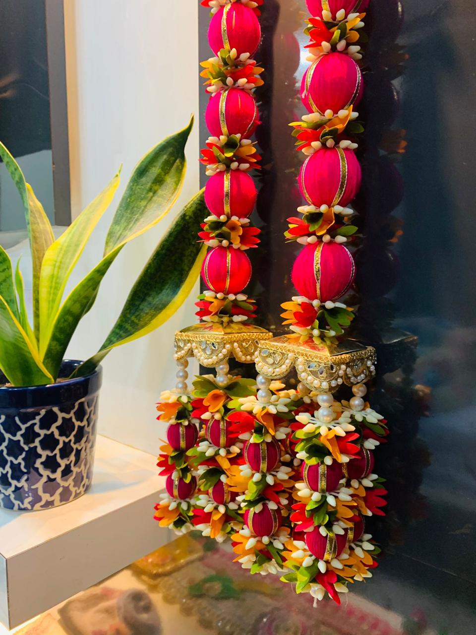 Beautiful kalire hanging pair