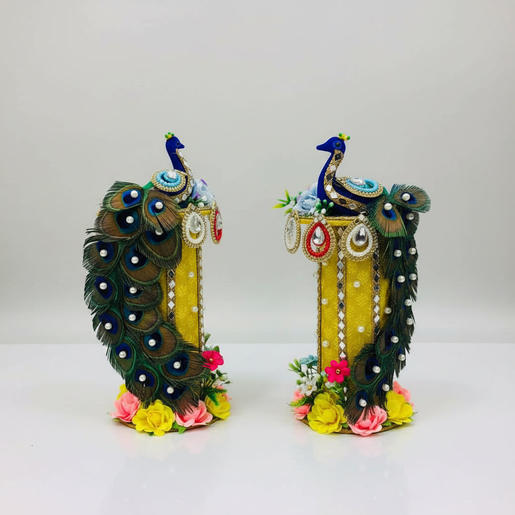 Mesmerising standing peacock pair