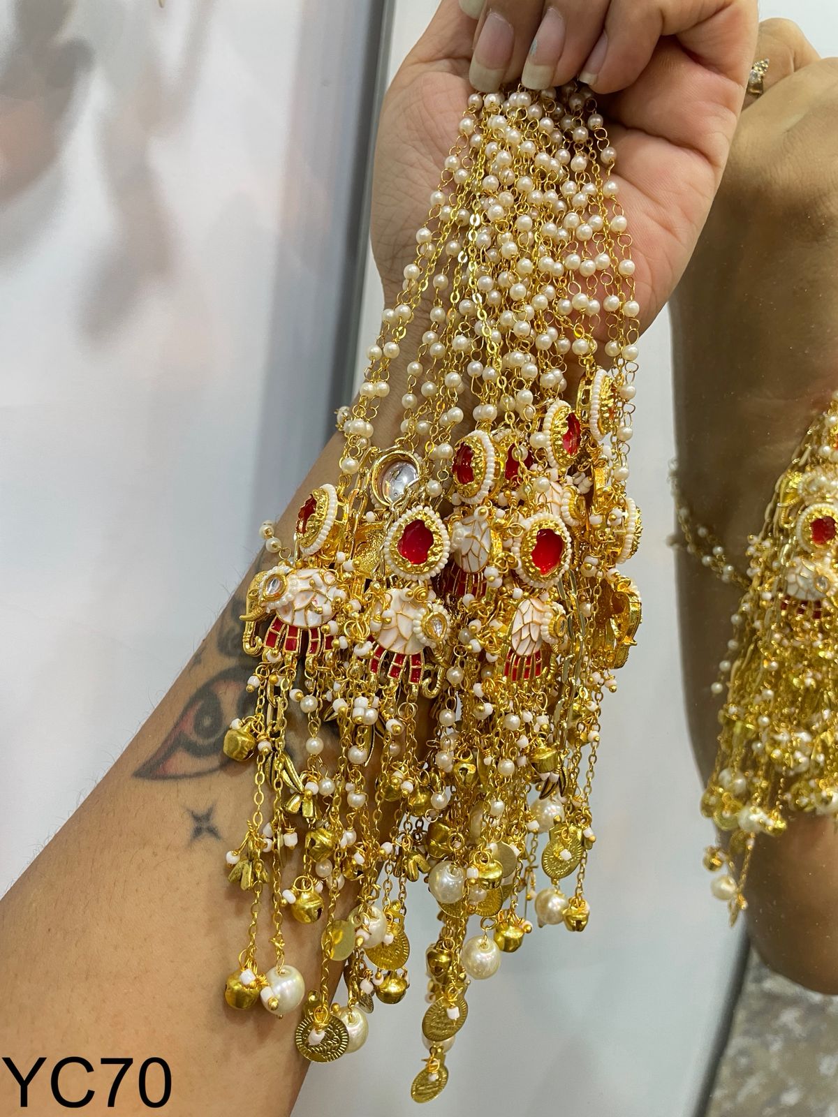 Premium Pair Rakhi for Bhai - Bhabhi