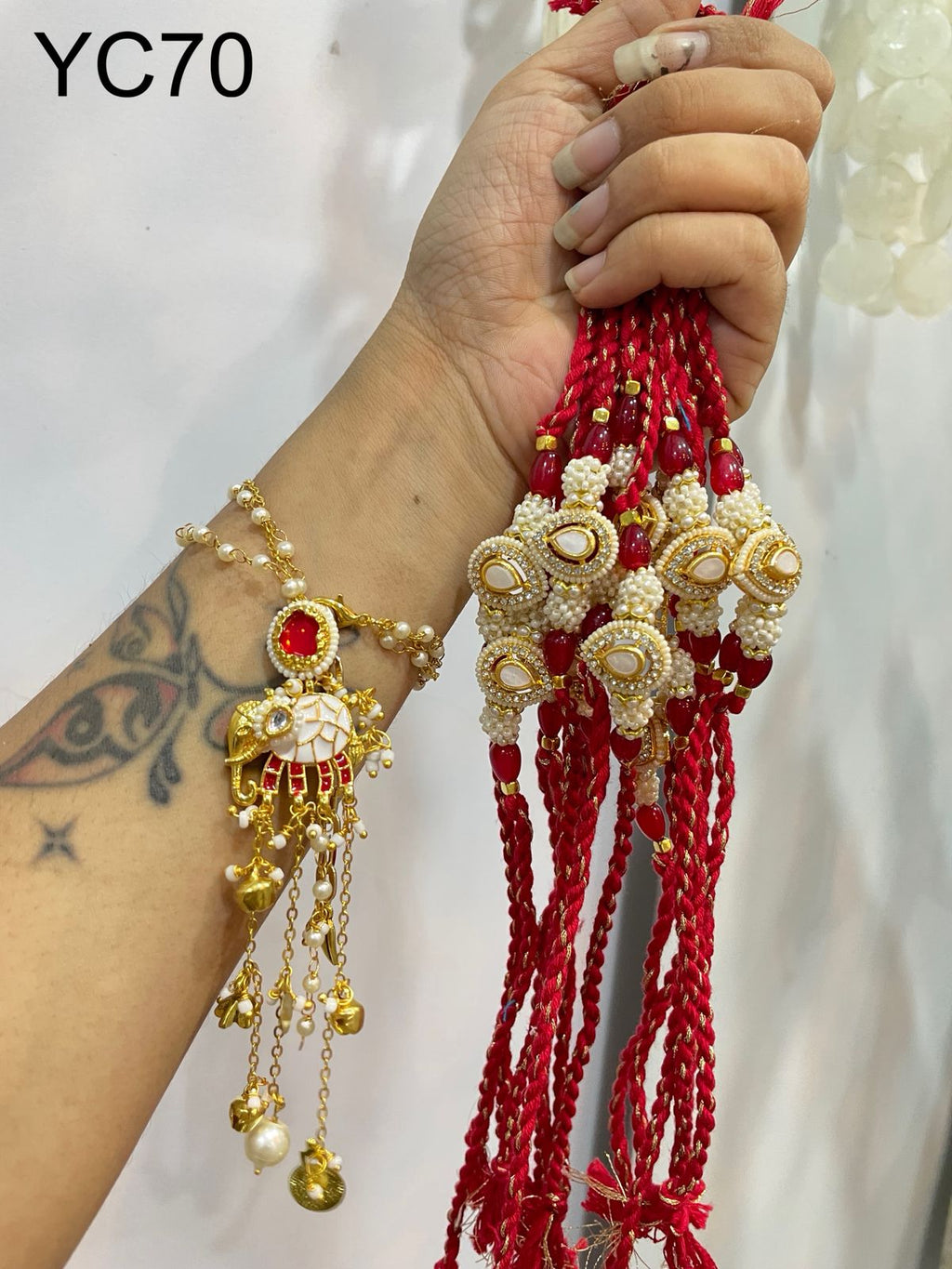 Premium Pair Rakhi for Bhai - Bhabhi